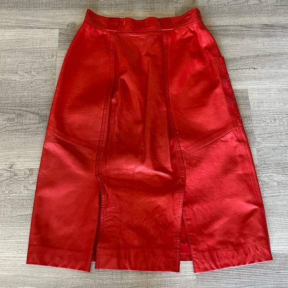 Red Leather Laurel Skirt Sz 36 Made In Germany fits Like 2-4 See Measurements - Picture 5 of 10